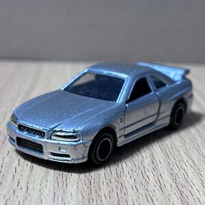 トミカ　キーチェーン　 日産スカイラインGT-R 絶版　希少カラー