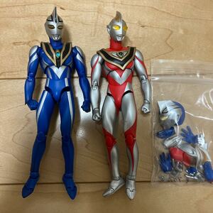 ULTRA-ACT ウルトラマンガイア ウルトラマンアグル 2体セット 開封中古品バンダイ