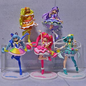 スター☆トゥインクルプリキュア　キューティーフィギュア５体