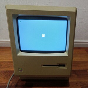 Macintosh Plus 1MB ジャンク品 Macintosh Apple マッキントッシュ Plus パソコン アップル