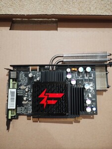 　FATAL1TY 仕様 XFX GeForce 7600 GT 650M 256MB DVI *2/TV-out PCI Express x16 PV-T73G-U1D4 グラフィックボード ビデオカード 