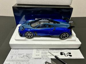 AUTOart 1/18 パガーニ ウアイラ BC メタリックブルー/ブルーカーボン 完成品 78277