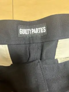 GUILTYPARTIES ブラック　チノパン