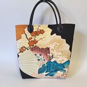 1651*ハンドメイド 正絹 留袖 手提げバッグ 着物リメイク 和風 和柄