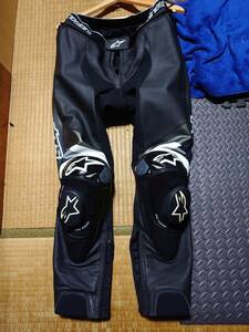 アルパインスターズ　アテムV4　Alpinestars　AtemV4　レザーパンツ　サイズ　50　L　セパレート