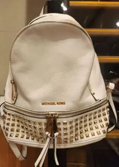 MICHAEL KORS ホワイトスタッズリュック