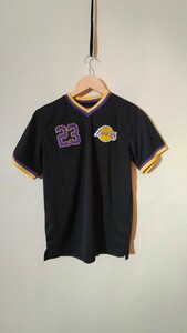 レブロン・ジェームズ レイカーズ Tシャツ LeBron James キッズ用XLサイズ 160cm LAKERS NBA バスケットボール 子供用