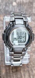 CASIO G-SHOCK MR-G チタンモデル MRG-220-T7 中古稼働品 シルバー文字盤