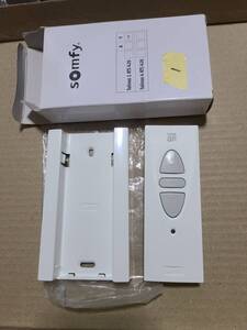 Somfy ソムフィ　電動シャッターリモコン　1RTS pure426 ykkap Tolinos