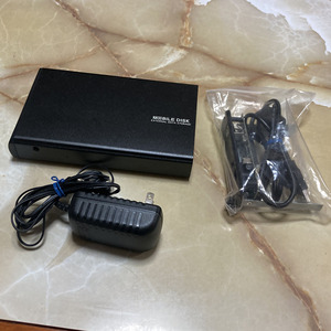 【2000円即決！送料無料】玄人志向 USB2.0接続 3.5型 SATA HDDケース マットブラック GW3.5AA-SUP/MB 中古美品