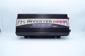 美品　メルテック ハイパワーインバーター 2000W CD-2000