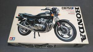 タミヤ　1/6　オートバイシリーズ　ホンダCB750F　長期保存品　デカールに難あり