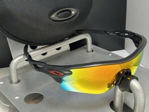 偏光★OAKLEYオークリー RADARLOCKレーダーロック マットブラック黒/POLARIZED FIREミラー アジアンFIT USA製サングラス ゴルフランニング