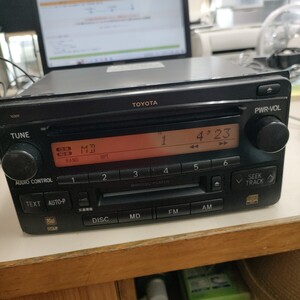 トヨタ 純正 CD MD チューナー オーディオ 2DIN 86120-52210 12000-48200101 中古動作品