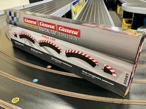 Carrera 20020561 1/60カーブ用アウターショルダー3枚入り