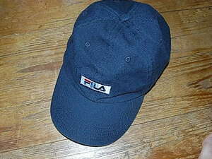 FILA CAP 紺　57cm-59cm 未使用。