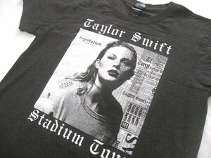 テイラースウィフトTaylorSwift TシャツM ツアーTシャツ/ライブTシャツ ミュージシャンT バンドT テイラースイフト