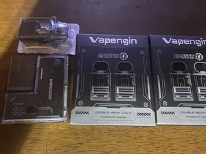 ベイプエンジンアース本体　未使用POD５個付き　Vapengin EARTH