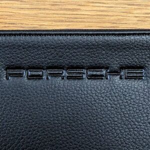 【送料無料1円〜未使用新品】PORSCHE（ポルシェ）/シンセティックレザードキュメントケース ノートケースにも 22.5x16.5x1～3cm 07