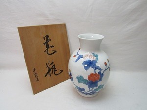 302751【 美品 華道具 鍋島 平窯 色絵 花図 花瓶 高さ24cm 元箱 】 検) 作家物 和物 茶道具 陶器 花器 花入れ 活花 インテリア 在銘 iii