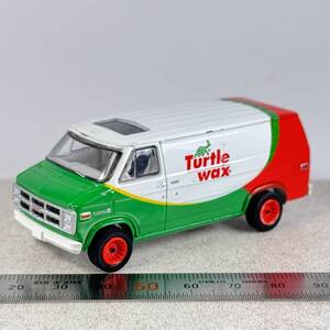 【CJ-790】1/64 1983 GMC Vandura Turtle wax グリーンライト 開封済 中古ミニカー