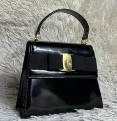 極美品✨Salvatore Ferragamo ハンドバッグ ヴェラリボン 黒