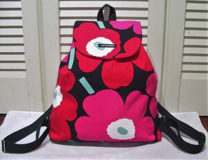 マリメッコ marimekko UNIKKO/Unikko ウニッコ レッドxピンク リュックサック/バックパック/デイパック キャンバス 美品 北欧フィンランド