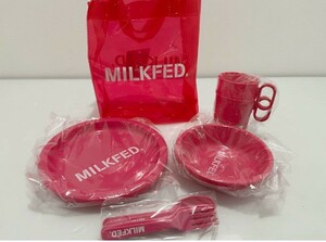 D(0226x9) 未使用 MILKFED ミルクフェド スプーン フォーク プレート ボウル コップ 皿 食器 樹脂 2客セット クリアバック 赤紫色