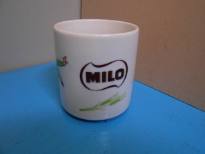 ●　マグカップ　/　バレーボール　/　フィギュア・スケート　/　ミロ　/　MILO　/　麦芽飲料　●・・・F30