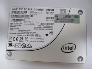 NO.8004 itel SSD DC S3710 Series 2.5インチ SATA 200GB MK0200GEYKC 　7mm 動作品 