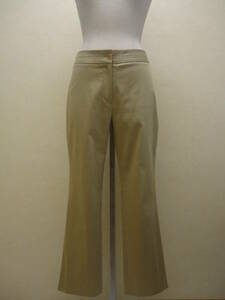 DKNY　ベージュの綿混パンツ（4）