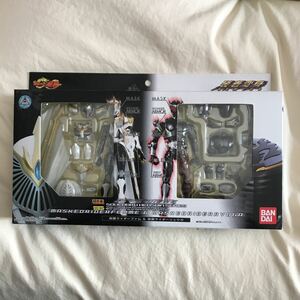 ほぼ新品！装着変身 仮面ライダー龍騎 リュウガ、ファム