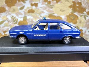 VEREM 1／43 RENAULT 30 TS GENDARMERIE