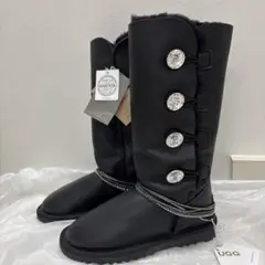 新品 限定UGG オーストラリア ムートン　ロングブーツ 黒 スワロフスキー