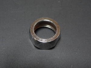 【21】メーカー不明　水道／水栓／配管／部品　パイプ／アングル　ナット　呼び径 13mm　G1/2 ネジ内径約21mm　口内径約17mm