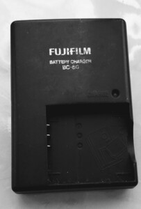 富士フイルム Fuji Film 充電器 急速バッテリーチャージャー BC-50