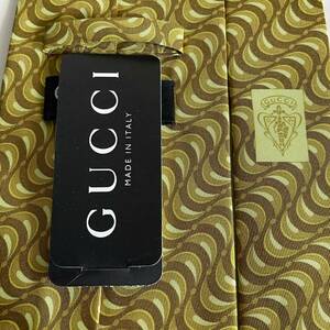 グッチ（GUCCI） 緑三日月ネクタイ 新品　未使用　タグ付き