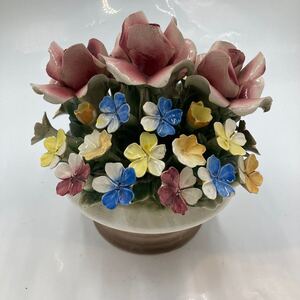 【4158】CAPODIMONTE カポディモンテ 陶花 置物 オブジェ イタリア 花籠 フラワーバスケット約20×23㎝　欠けあり