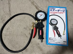 使用僅か　エアーゲージ 600kPa STRAIGHT/15-290　ストレート タイヤゲージ