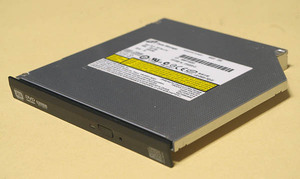 日立-LD Data Super Multi DVD ドライブ GSA-T50N 12.7mm ★動作品★