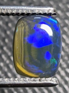 ★遊色が美しい　オパールカボションルース1.6ct