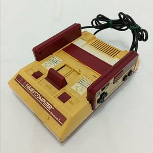 11t4189g2t 動作未確認 四角ボタン ファミリーコンピュータ FC ファミコン 本体 任天堂 当時物 Nintendo FAMILY COMPUTER 