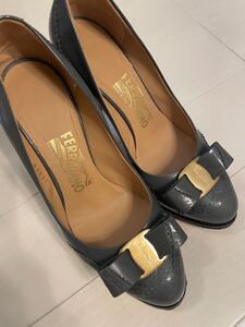 パンプス Ferragamo フェラガモ