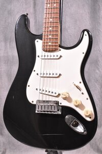 Fender USA/フェンダー エレキギター STRATOCASTER