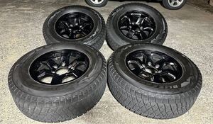 BRIDGESTONE BLIZZAK DM-V2 265/65R17 112Q 