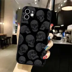 【新入荷】 iPhone15 スマホケース ドクロ 骸骨 ロック 黒 パンク