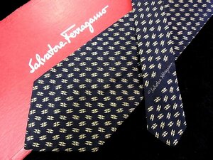 ♪今週の特売980円～♪2822♪良品【Ferragamo】フェラガモ【菱形 デザイン 柄】ネクタイ♪