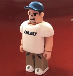 《TOKYO TRIBE2》100% キューブリック ベアブリック KUBRICK BE@RBRICK トーキョートライブ SARU フィギュア SANTASTIC! サンタスティック