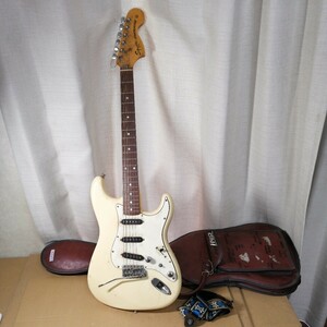 通電確認済 Squier by Fender フェンダー ストラトキャスター STRATOCASTER ソフトケース ジャンク品 52900w