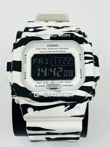 C-73660Y 【本体のみ】 CASIO G-SHOCK DW-5600BW 箱無し 稼働品 ゼブラカラー ジーショック 時計